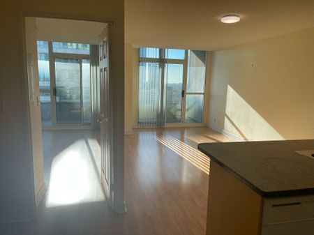 For Lease - 23 Hollywood Avenue Unit# 3709, Toronto, Ontario - Photo 2