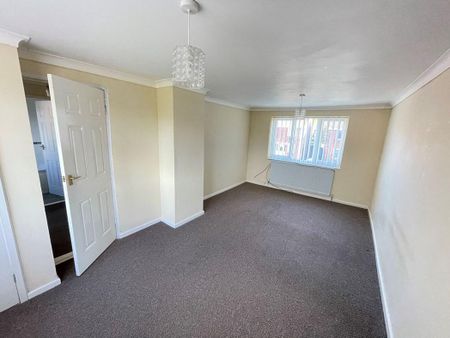 2 bed semi-detached to rent in NE34 - Photo 2