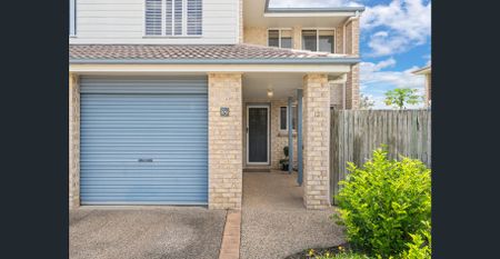 Stunning Townhouse with Golf Course Views! - Photo 5