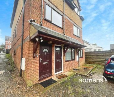 Kitchener Road, High Wycombe, Buckinghamshire, HP11 - Photo 5