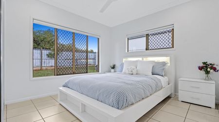 4 Bedroom Family Home - Photo 3