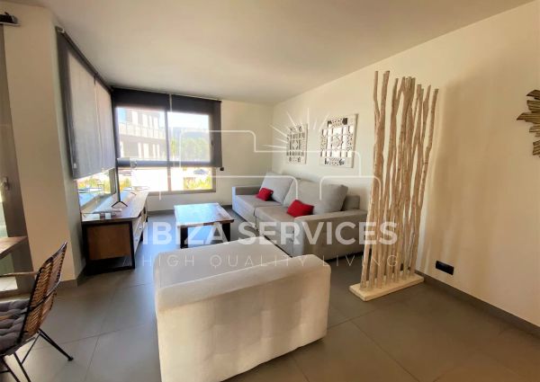 4.1.B Ibiza rental 3 bedroom apartment in botafoch Elite Building