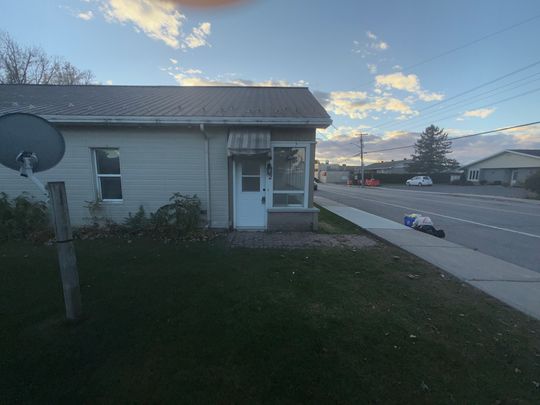 For Lease - 2248 LAVAL Road, Clarence-Rockland, Ontario - Photo 1