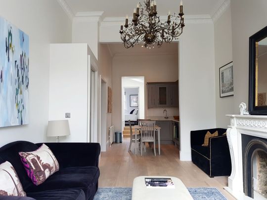 1 Bed Terraced House, Grosvenor Road, SW1V - Photo 1