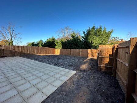 3 bedroom detached house to rent - Photo 4