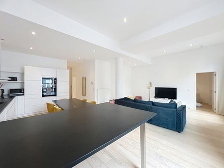 Appartement te huur in Ixelles - Photo 3