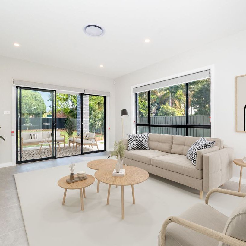 Exclusive Newly Built 5 Bedroom Duplex - Well Located - Photo 1