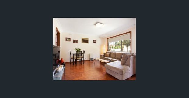 Bright And Spacious Two-Bedroom Home - Photo 1