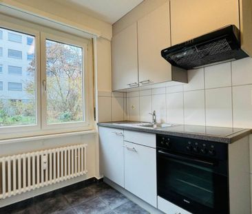 Gepflegte 1.5-Zimmerwohnung im Hinterhaus an zentraler Lage in Basel - Photo 2