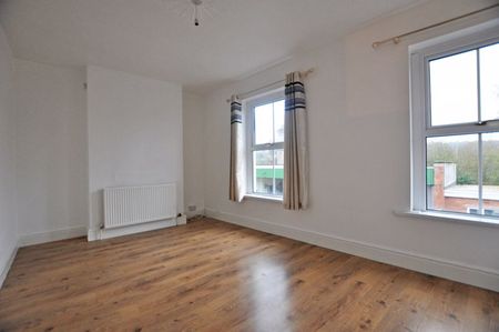 Amberley Place, George Street, Pontypool - Photo 3