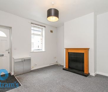 2 bed Mid Terraced House for Rent - Photo 2