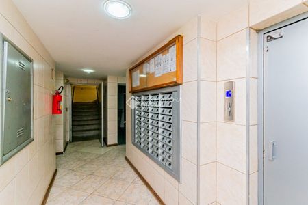 Apartamento com 3 quartos e 90m² para alugar em Jardim Sabará, Porto Alegre. - Foto 2