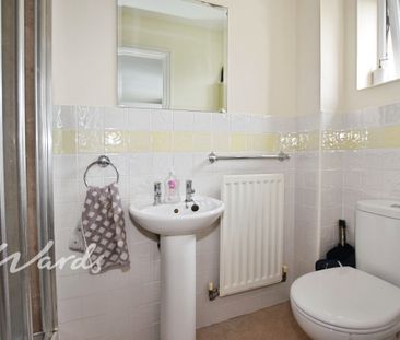 3 bedroom semi-detached house to rent - Photo 2