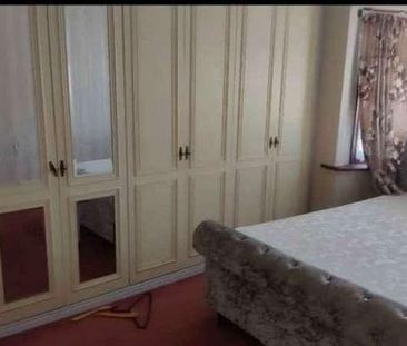 Ballards Road, Dagenham, RM10 - Photo 2