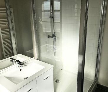 location Appartement T2 DE 57.84m² À AVIGNON - Photo 4