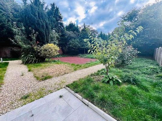 Pampisford Road, South Croydon, Surrey, CR2 - Photo 1