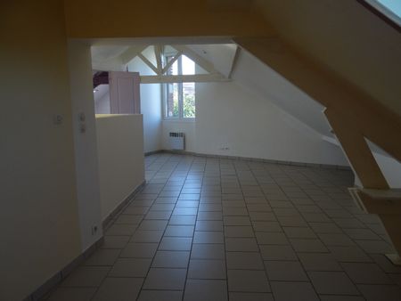 Location Appartement 1 pièce 22m² VALENCIENNES 59300 - Photo 4