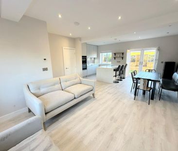 4 bedroom semi-detached house to rent - Photo 1