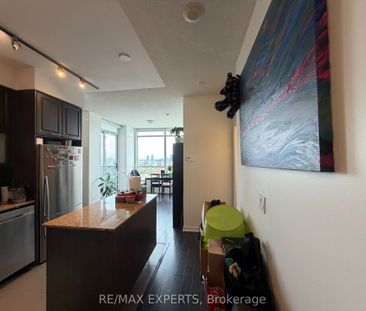 500 Condos & Lofts #2004 - Photo 5