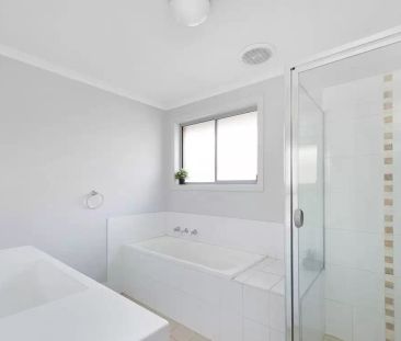 Low Maintenance - Photo 5