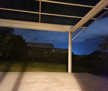 3 bed house with easy bus route to the city - Photo 5