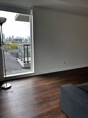 For Lease - 297 College Street Unit# 607, Toronto, Ontario - Photo 1