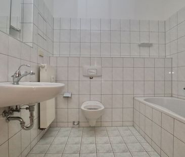 Altendorf • Balkon • 3-Raum Wohnung • Einbauküche • Stellplatz • in... - Photo 6