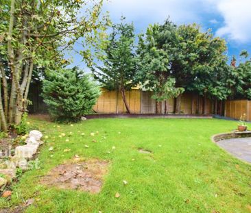 4 bedroom semi-detached house to rent - Photo 6