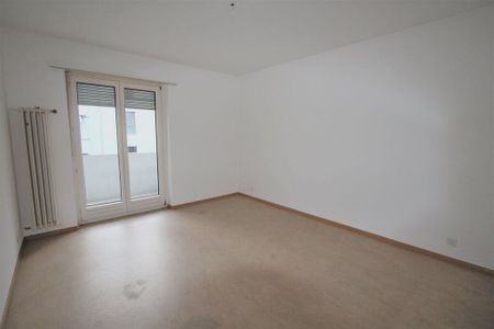 A happy apartment start - Photo 2