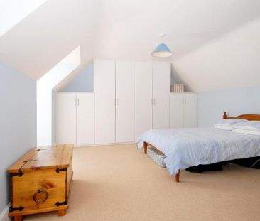 5 bedroom detached house to rent - Photo 3
