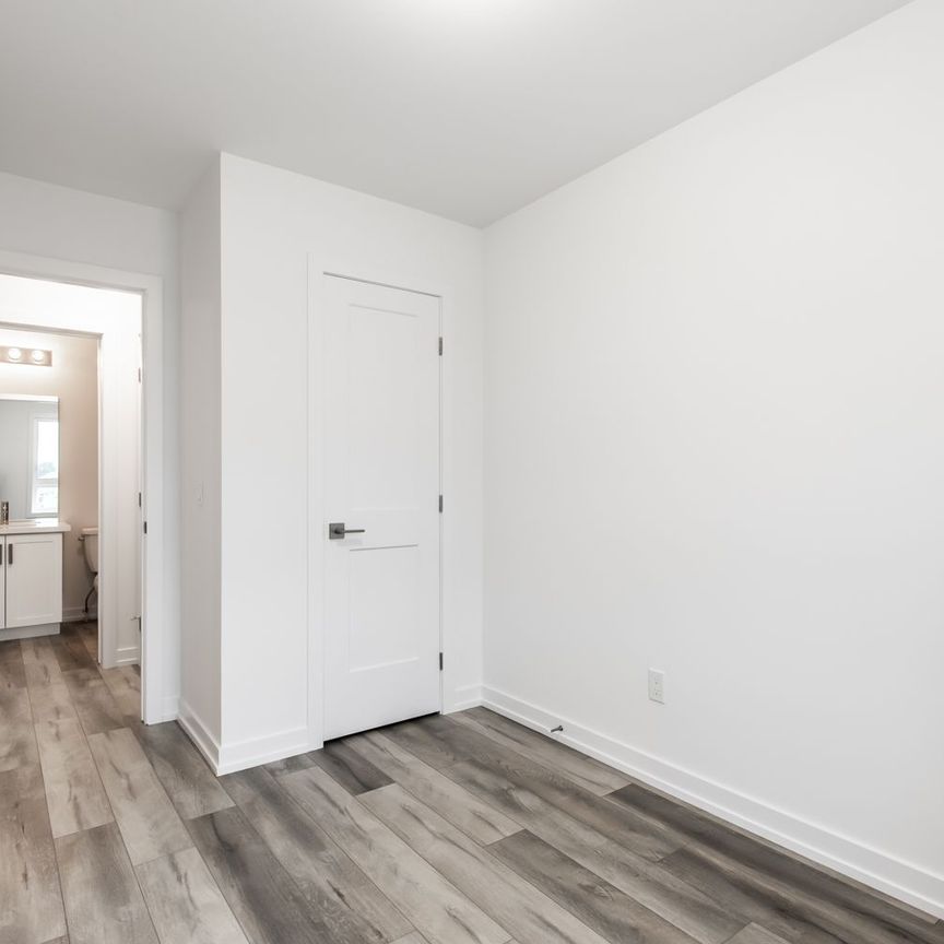 For Lease - 70 Kenesky Drive Unit# 16, Hamilton, Ontario - Photo 1