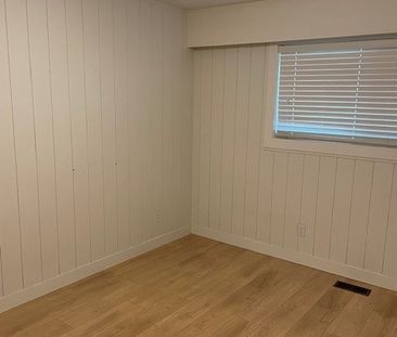 Upper Family Home With Shop - Photo 2