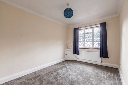 Ongar Close, Addlestone, Surrey, KT15 - Photo 5