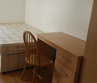 4 Bed - Spenceley Street, Leeds, Ls2 - Photo 3