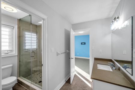 For Lease - 1337 Woodstream Avenue, Oshawa, Ontario - Photo 2