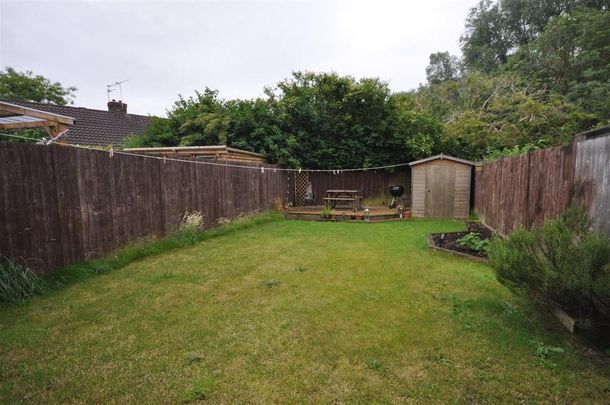 2 bedroom terraced house to rent - Photo 1