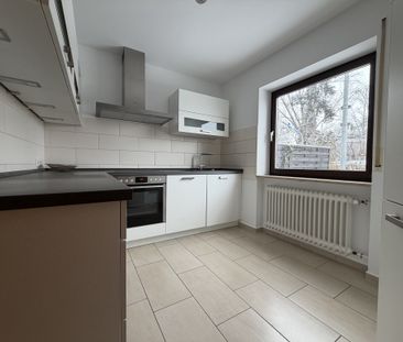 Großzügiges Reihenmittelhaus mit Garage und Garten - Photo 2