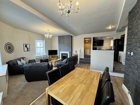 Acomb Road, Holgate - P10841 - Photo 3