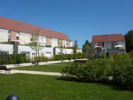 Location - Appartement T2 - 47 m² - Montbéliard - Photo 4