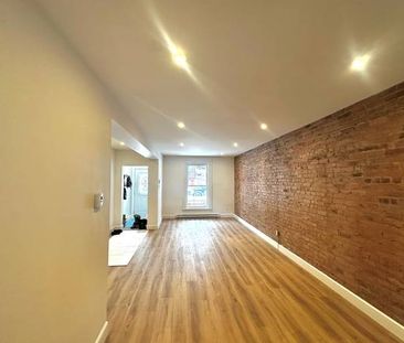 Desirable Mile End Location. Newly Renovated Large 2+ Bedroom - Photo 1