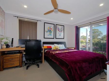 71 Whitfield Parade, Hammondville NSW 2170 - House For Rent | Domain - Photo 5
