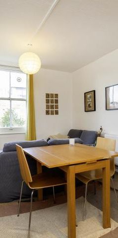 Modern Apartment - Photo 1