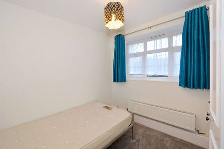 Hilliard House, Prusom Street, London, E1W 3NN - Photo 3