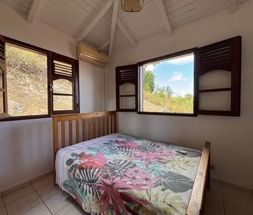 Location Maison 4 pièces 76m² LES ABYMES 97139 - Photo 2