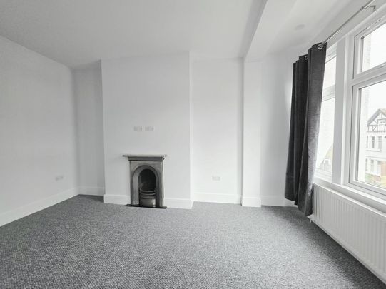 3 bedroom maisonette to rent - Photo 1