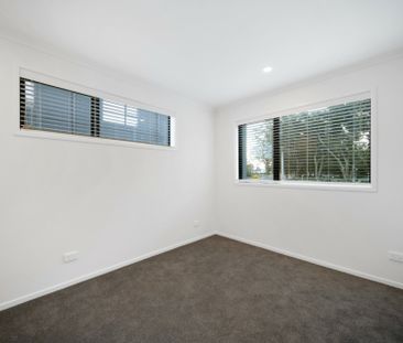 Near-New Stylish Townhouses - Photo 4