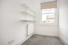 4 bedroom terraced house to rent - Photo 1