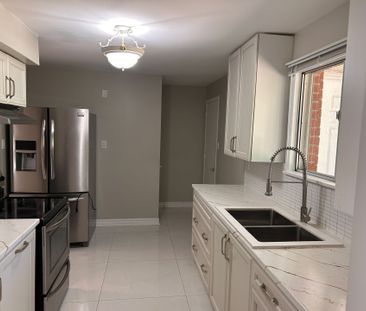 For Lease - 97 Forest Circle, Tiny, Ontario - Photo 2