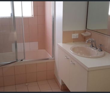 CLOSE TO THE RIVER, GYMPIE TERRACE - Photo 6