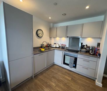 2 Bedroom Flat / Apartment - Capstan Road, Southampton - Photo 6